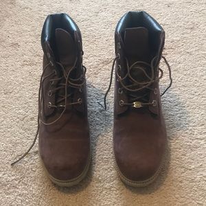 Timberland Boots 🥾(women)